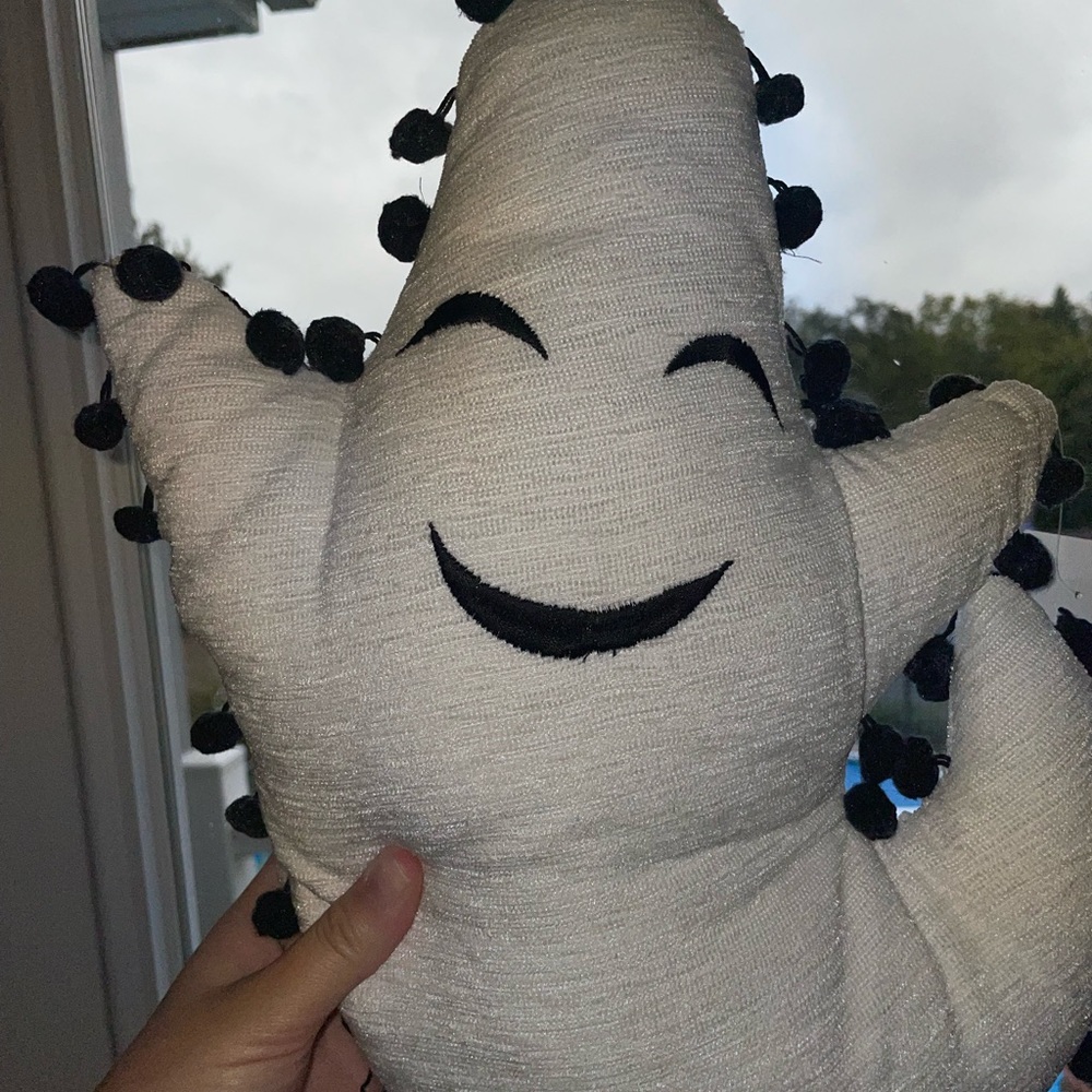 Ghost pillow 👻